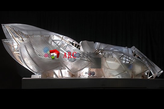 cn_image.size.gehry-at-lacma-03.jpg